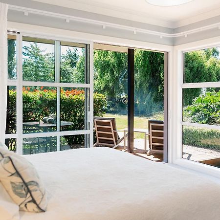 Revive On Oakview Boutique Beauty And Accommodation Ashburton Eksteriør billede