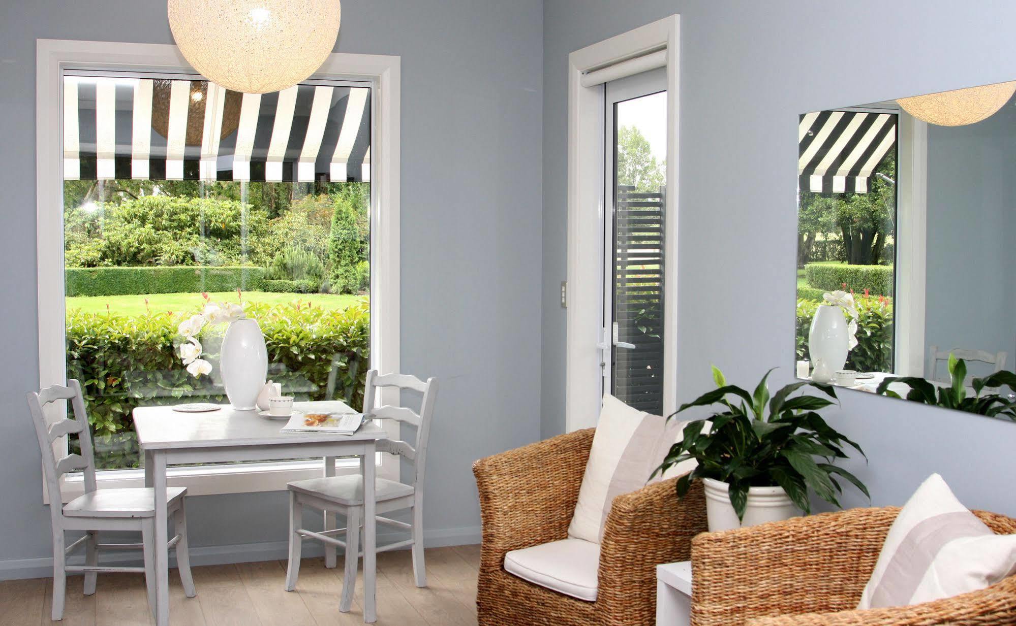 Revive On Oakview Boutique Beauty And Accommodation Ashburton Eksteriør billede